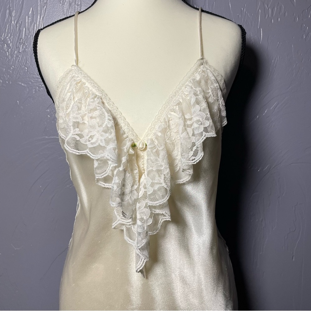 🔥VINTAGE LILY OF FRANCE 60s 70s 80s Lace Nightgown Robe Chemise Set Cream - Picture 4 of 16